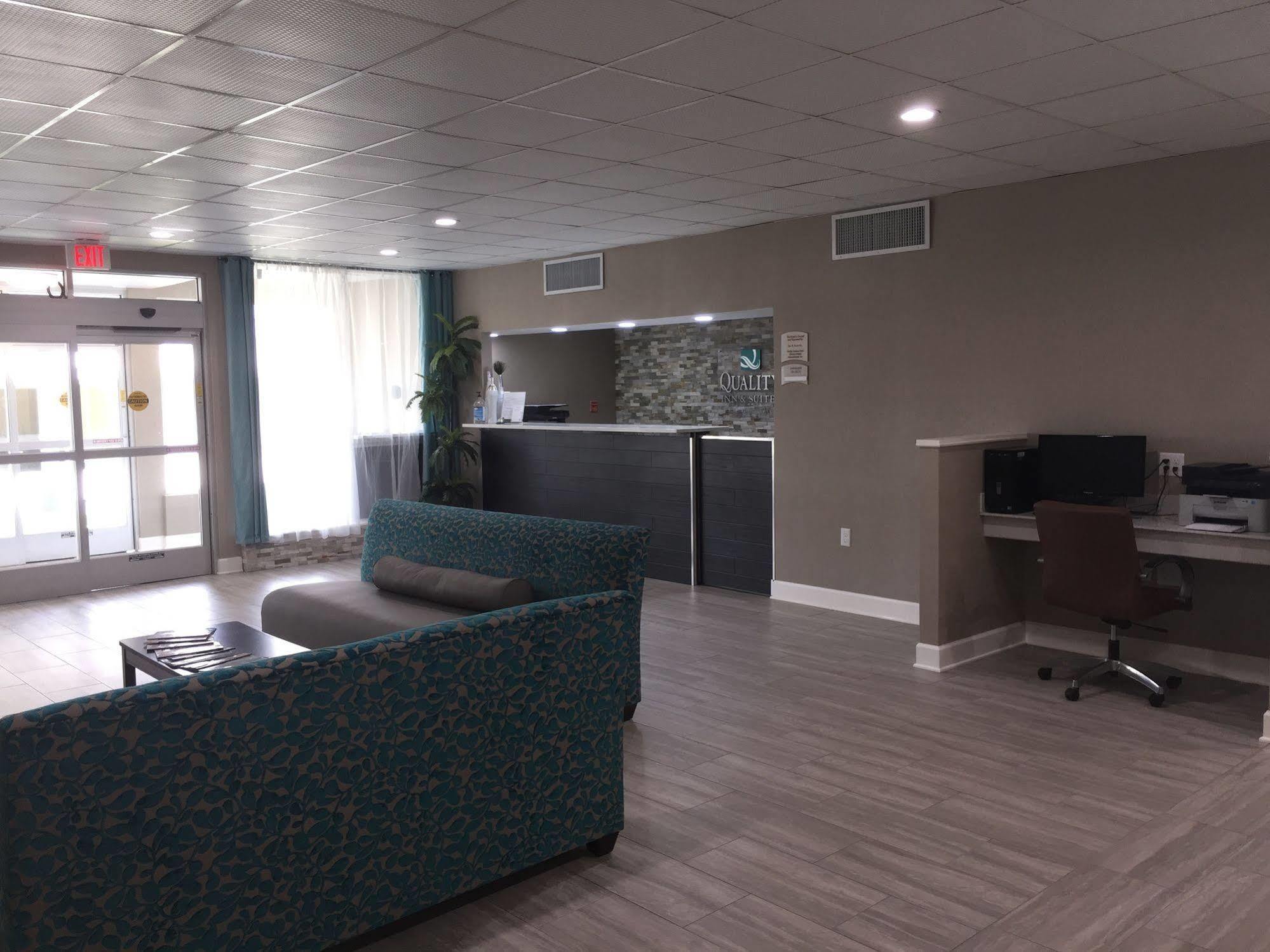 Quality Inn & Suites University Area Charlotte Dış mekan fotoğraf